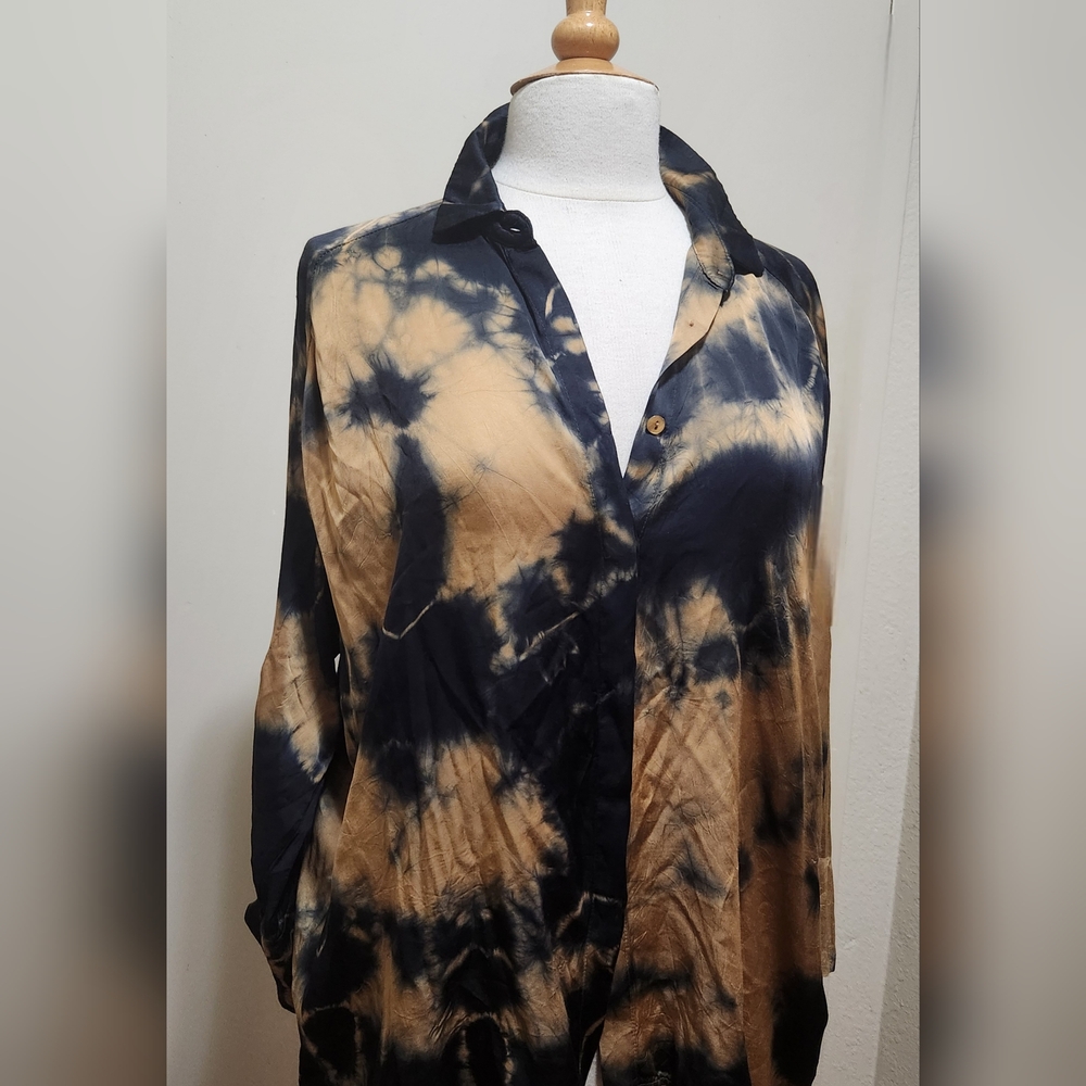 Lauren VidalSize S 3/4 sleeve button-down shirt - Picture 2 of 10